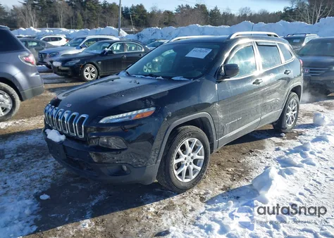 2018 Jeep Cherokee Latitude Plus 4X4 from USA, damaged, VIN 1C4PJMLB6JD526028